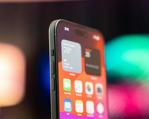 Скидки по $300: Apple объявила большие дисконты на iPhone в Китае — из-за жёсткой конкуренции с Huawei